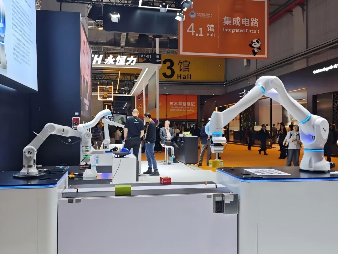 陵水“喔嘟嘟”文創IP閃耀進博會，數字創意服務助力文化出海